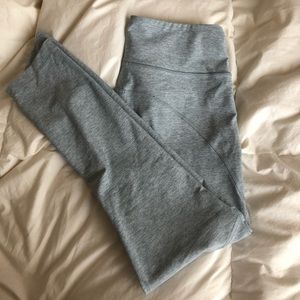 Outdoor Voices 3/4 Warmup Leggings